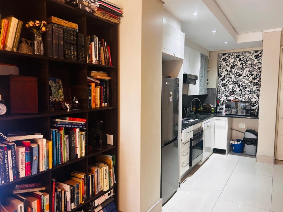 2 Bedroom Property for Sale in Cape Town City Centre Western Cape